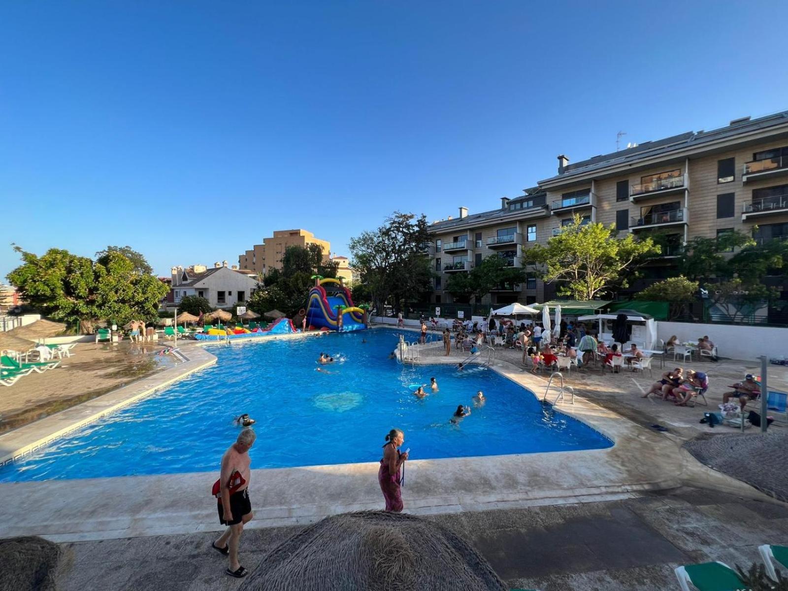 Blue Oasis Sea And Mountain Panorama Appartement Benalmádena Buitenkant foto