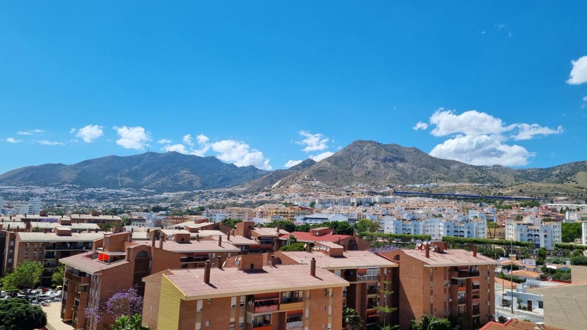 Blue Oasis Sea And Mountain Panorama Appartement Benalmádena Buitenkant foto